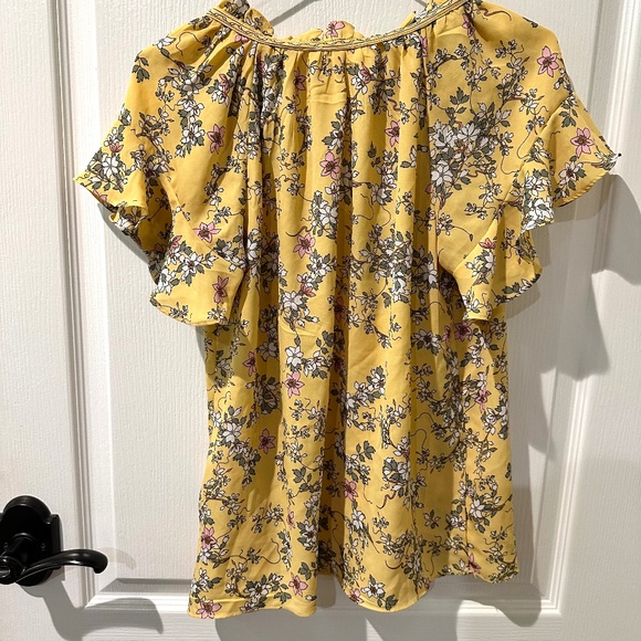 Max Studio Yellow and Pink Floral Ditsy Ruffle Top - Picture 5 of 7